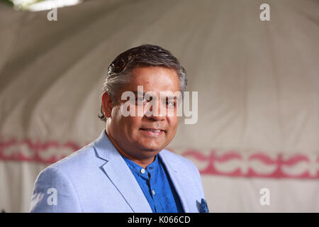 Edinburgh, Ecosse, Royaume-Uni. Août 21, 2017. Jour 10 Edinburgh International Book Festival. Sur la photo : Vivek Singh, chef indien basé à Londres, restaurateur, et personnalité médiatique connue pour son innovatrice sur la cuisine indienne. Credit : Pako Mera/Alamy Live News Banque D'Images