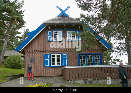 Nida, Lituanie. 17 juillet, 2017. La maison d'été de Mann dans lequel l'écrivain allemand Thomas Mann séjourna au cours de vacances à Nida, Lituanie, 17 juillet 2017. Photo : Alexander Welscher/dpa/Alamy Live News Banque D'Images