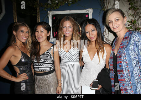 Los Angeles, Californie, USA. Août 21, 2017. Clients, à DWTS' Karina Smirnoff's nouvelle ligne cosmétique cosmétiques lancement avec LASplash ! Au Sofitel Los Angeles at Beverly Hills le 21 août 2017 à Los Angeles, Californie. Credit : Faye Sadou/media/Alamy Punch Live News Banque D'Images