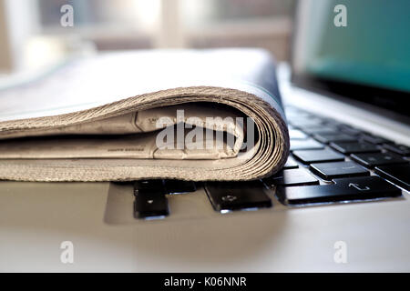 Journal sur clavier d'ordinateur portable Banque D'Images