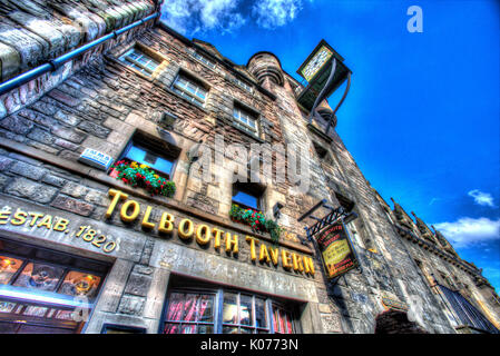 Ville d'Édimbourg, Écosse. angle de vue faible canongate tolbooth façade, sur le côté nord du Royal Mile d'Édimbourg à canongate. Banque D'Images