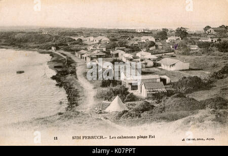 Huttes sur la plage est, Sidi Ferruch, province d'Alger, Algérie Banque D'Images