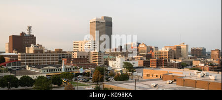 La nuit tombe sur le coeur de l'USA à Omaha Banque D'Images