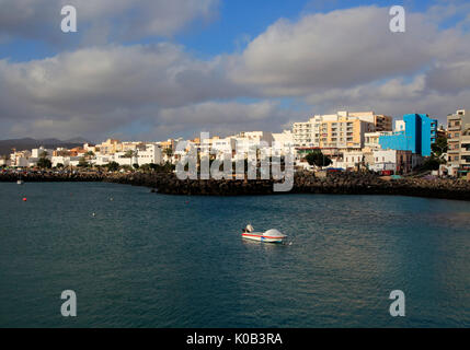 Vue de la ville, port, Puerto del Rosario, Fuerteventura, Îles Canaries, Espagne Banque D'Images