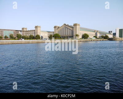 Gare maritime transatlantique de Cherbourg (France) conçu par René Levavasseur. Cette ancienne gare maritime est maintenant un musée naval Banque D'Images