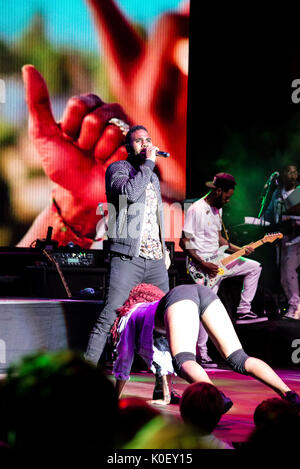 Palafrugell, Espagne. 22 août, 2017. Jason Derulo joue sur la scène lors de la Cap Roig Festival à Calella de Palafrugell. Crédit : Pablo Guillen/Alamy Live News Banque D'Images