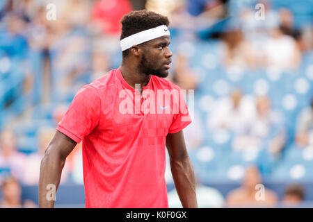 17 août 2017 : Frances Tiafoe (USA) en action lors du troisième tour à l'Ouest et du Sud 2017 tournoi Open de tennis qui se joue à l'Linder Family Tennis Center à Mason, Ohio. Adam Lacy/CSM Banque D'Images