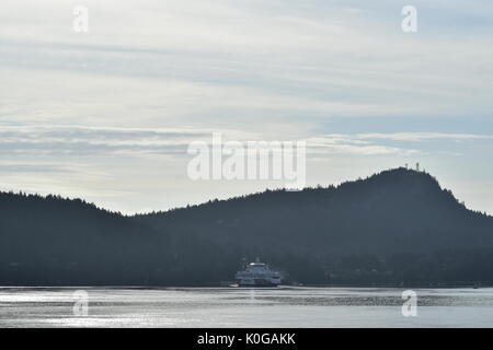 . Les Salish MV Eagle offre des services aux résidents des îles Gulf du sud reliant les communautés pour les villes de Vancouver et de Victoria. Banque D'Images