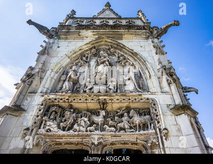 La France, l'Center-Val de Loire, Amboise, la sculpture gothique tardif sur la chapelle de Saint-Hubert au Château Royal Château d'Amboise est le lieu d'inhumation Banque D'Images