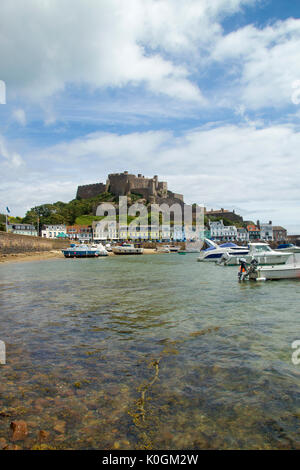 Mont Orgueil Castle et le port, Jersey Banque D'Images