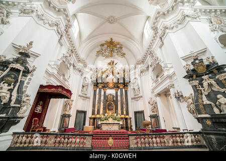 Innenraum und Autel des Fuldaer Dom Saint Salvator, Fulda, Hessen, Allemagne Allemagne | Intérieur et de l'autel, la cathédrale de Fulda Sankt Salvator, Fulda, Hesse, Germa Banque D'Images