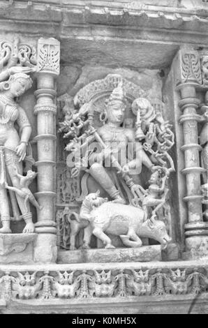 Statue de déesse Rani ki Vav, Cage, Patan, Gujarat, Inde, Asie Banque D'Images