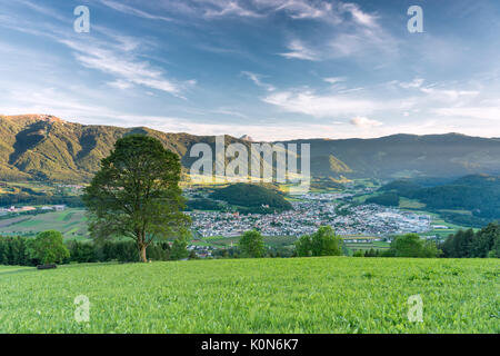 Brunico/Bruneck, la province de Bolzano, le Tyrol du Sud, Italie. Banque D'Images