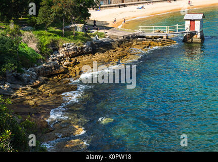 Beach Hut à Camp Cove beach, Sydney, Australie. Banque D'Images