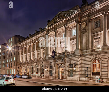 Club RAC - crépuscule, Pall Mall, London Banque D'Images