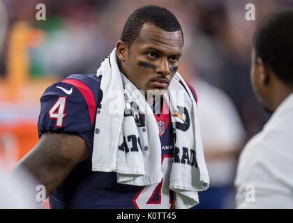 19 août 2017 : Houston Texans quarterback Deshaun Watson (4) au cours du 4e trimestre d'une NFL football match pré-saison entre les Houston Texans et les New England Patriots à NRG Stadium à Houston, TX. Les Texans a gagné le match 27-23...Trask Smith/CSM Banque D'Images