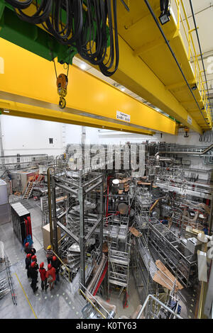 L'anneau de plasma en forme de navire, qui pèse 725 tonnes, pour le 'X' 7-Wendelstein la fusion nucléaire expérience à l'Institut Max Planck de physique des plasmas à Greifswald, Allemagne, 21 août 2017. Le '7-X Wendelstein"" est due à commencer sa deuxième phase d'expériences. Photo : Stefan Sauer/dpa Banque D'Images