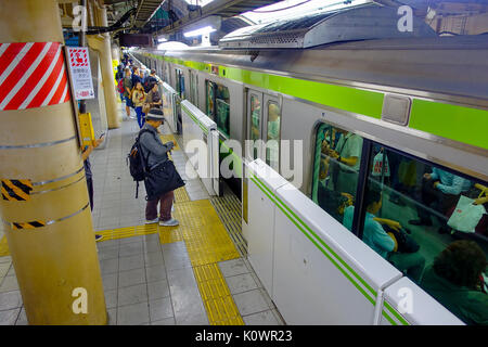 TOKYO, JAPON -28 juin 2017 : Japan Railways. C'est très pratique pour les visiteurs de voyager à travers le Japon situé dans Tokyio Banque D'Images