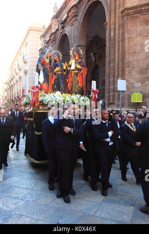 La Sicile, vieille ville de Trapani, le Vendredi Saint La Procession Mystère Processione dei Misteri, Procession avec les mystères Banque D'Images