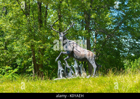 Montréal, Canada - le 16 août 2017 : Statue du cerf dans le parc de Côte Saint-Luc Banque D'Images