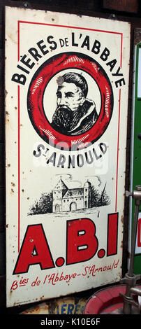 ABI Bieres de LAbbaye St Arnould enamel enseigne publicitaire Banque D'Images