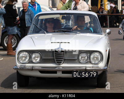 Alfa Romeo 2600 Sprint (1964) , néerlandais enregistrement licence DL 5679 PIC04 Banque D'Images