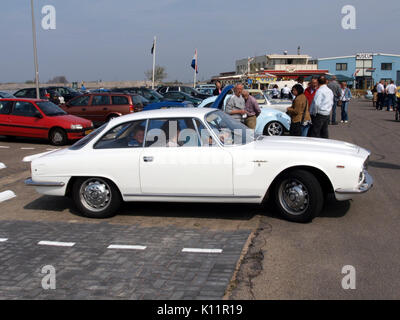 Alfa Romeo 2600 Sprint (1964) , néerlandais enregistrement licence DL 5679 PIC07 Banque D'Images