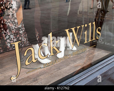 Jack Wills fabuleusement la vitrine, entreprise fondée par Peter Williams et Robert Shaw en 1999 Banque D'Images