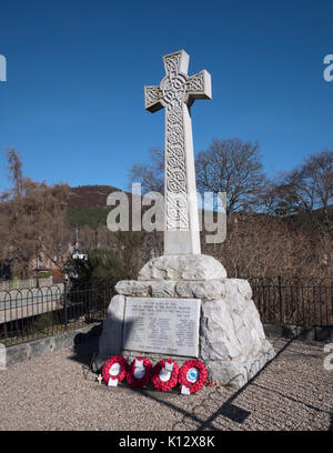 Monument commémoratif de guerre dans le village de Braemar, Aberdeenshire, Scotland, UK Banque D'Images