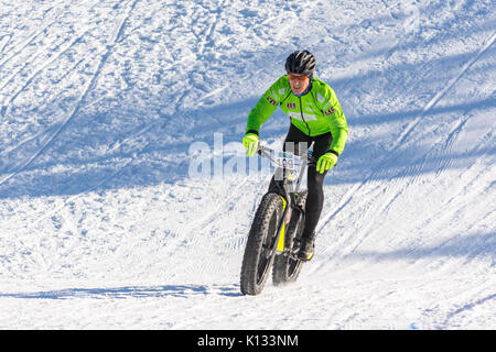 Fatbike, la race, course, neige, hiver arctique, Finnmark, Alta, Norvège, Norge, konkurranse, sykling, vinter Banque D'Images