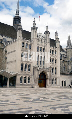 Castle dans la ville de Londres Banque D'Images