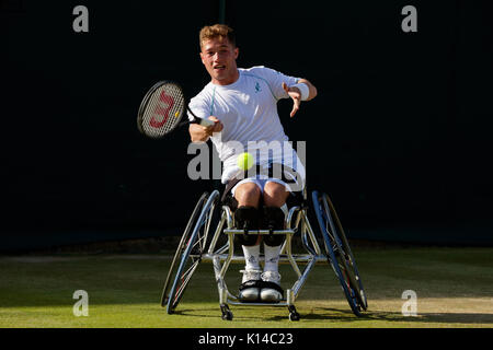 Alfie Hewett de go au Gentlemen's Tennis en fauteuil roulant - championnats de Wimbledon 2017 Banque D'Images