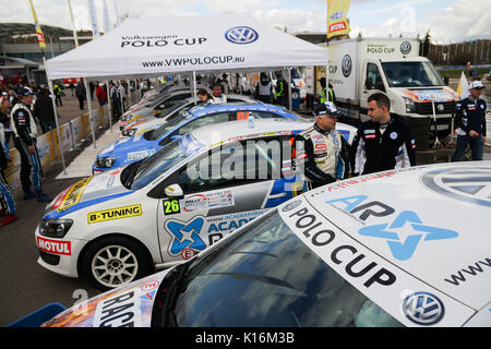 Moscou, Russie - Apr 18, 2015 : VW Polo Cup stand pendant le rallye Masters Show 2015 au Krylatskoye District. Banque D'Images