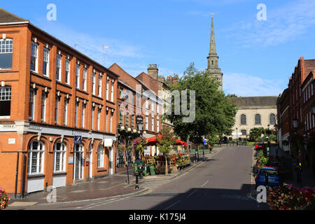 Une vue le long Ludgate Hill, le centre-ville de Birmingham. La rue mène à la place Saint Paul et l'église et dans le quartier des bijoutiers secteur historique. Banque D'Images