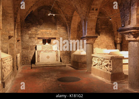 La Sicile, la ville de Palerme, de la cathédrale Maria Santissima Assunta, sarcophage des Archevêques dans la crypte, l'UNESCO Banque D'Images