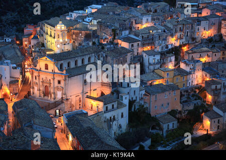 La Sicile, la Ville de Raguse, l'église de l'Purgatorio, Chiesa della Anime Sante du purgatoire dans le quartier Baroque tardif de Ragusa Ibla, Unesco Banque D'Images