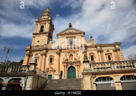 La Sicile, la Ville de Raguse, district de Ragusa Superiore, Cathédrale de San Giovanni Battista de la ville haute Banque D'Images