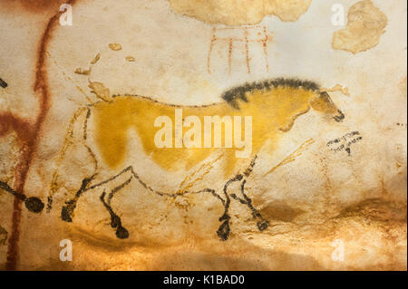 Peintures rupestres préhistoriques de Wild Horse (cheval dun), grottes de Lascaux IV, perigord, Montignac, Dordogne, France Banque D'Images
