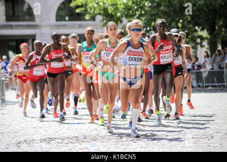6 août 2017, Londres : Alyson Dixon (GBR) mène la course au début de l'es Championnats du monde de marathon 2017 Banque D'Images