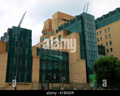 Londres, Royaume-Uni - 11 juillet 2017 : siège du MI6 Banque D'Images