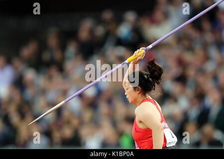 Lingwei Li (Chine) qui se font concurrence sur le javelot femmes à la finale 2017, championnats du monde IAAF, Queen Elizabeth Olympic Park, Stratford, London, UK. Banque D'Images