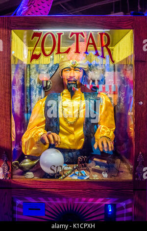 Zoltar, divination, Machine automatique, robot, fortune teller Banque D'Images