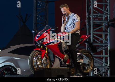 Olly Murs au Sud Carfest Overton, Hampshire Angleterre 25 août 2017 Carfest Houlbrook Jim Crédit Sud/ Alamy Banque D'Images