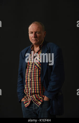 Edinburgh, Ecosse, Royaume-Uni. Août 27, 2017. L'Edinburgh International Book Festival dimanche 27 août. Anglais auteur Graham Caveney parle avec Richard Beard sur des histoires de famille. Crédit : Stuart Cobley/Alamy Live News Banque D'Images