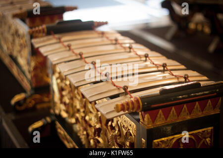 Saron un instrument  de musique  de gamelan  une musique  