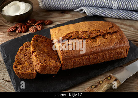 Sweet Potato pound cake Banque D'Images