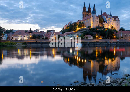 Vue sur l'Altstadt avec l'Albrechtsburg et Elbe, Meissen, Saxe, Allemagne Banque D'Images