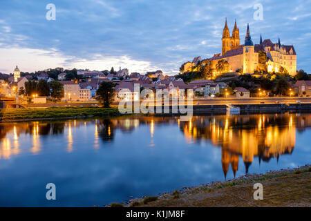 Vue sur l'Altstadt avec l'Albrechtsburg et Elbe, Meissen, Saxe, Allemagne Banque D'Images