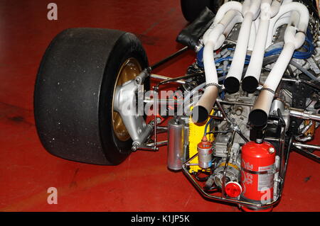 MUGELLO, IT, novembre 2008 : détail de 1960s Ferrari F1 312 sur le circuit de Mugello en italie pendant Finali Mondiali Ferrari 2008. Italie Banque D'Images