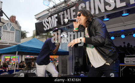 (G-D) Shwayze Cisco Adler présente le 2e jour 3 Festival annuel de musique Sunset Strip septembre 12,2009 Los Angeles, Californie. Banque D'Images